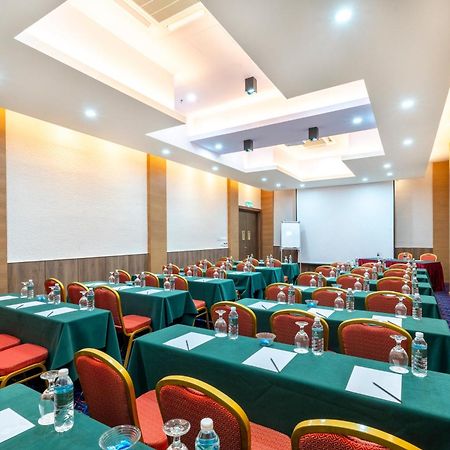 Arena Premier Hotel Seremban Eksteriør bilde